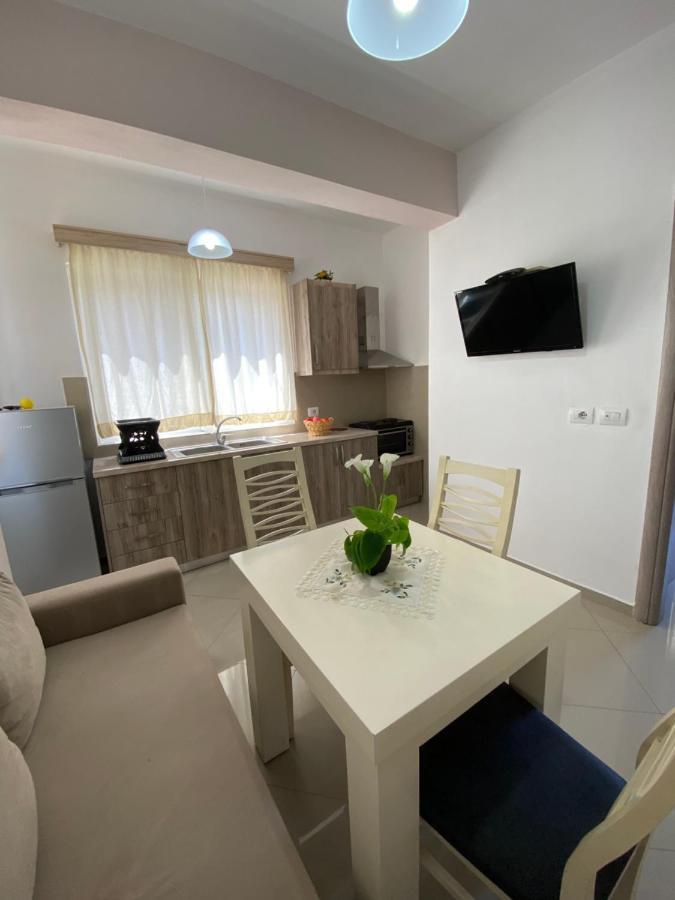 Hotel Andrea Saranda Kültér fotó
