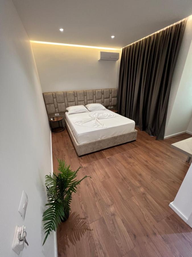 Hotel Andrea Saranda Kültér fotó