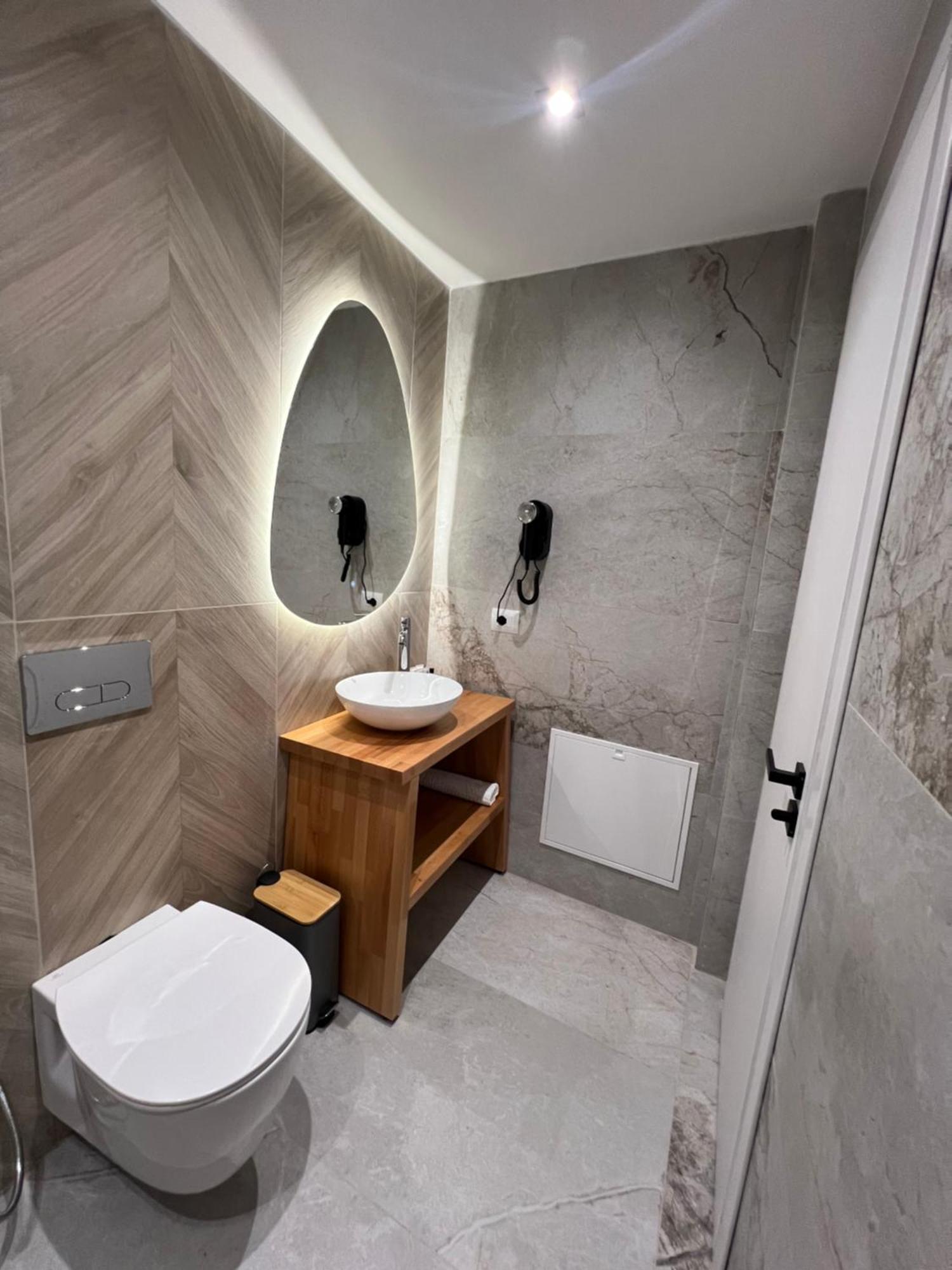 Hotel Andrea Saranda Kültér fotó