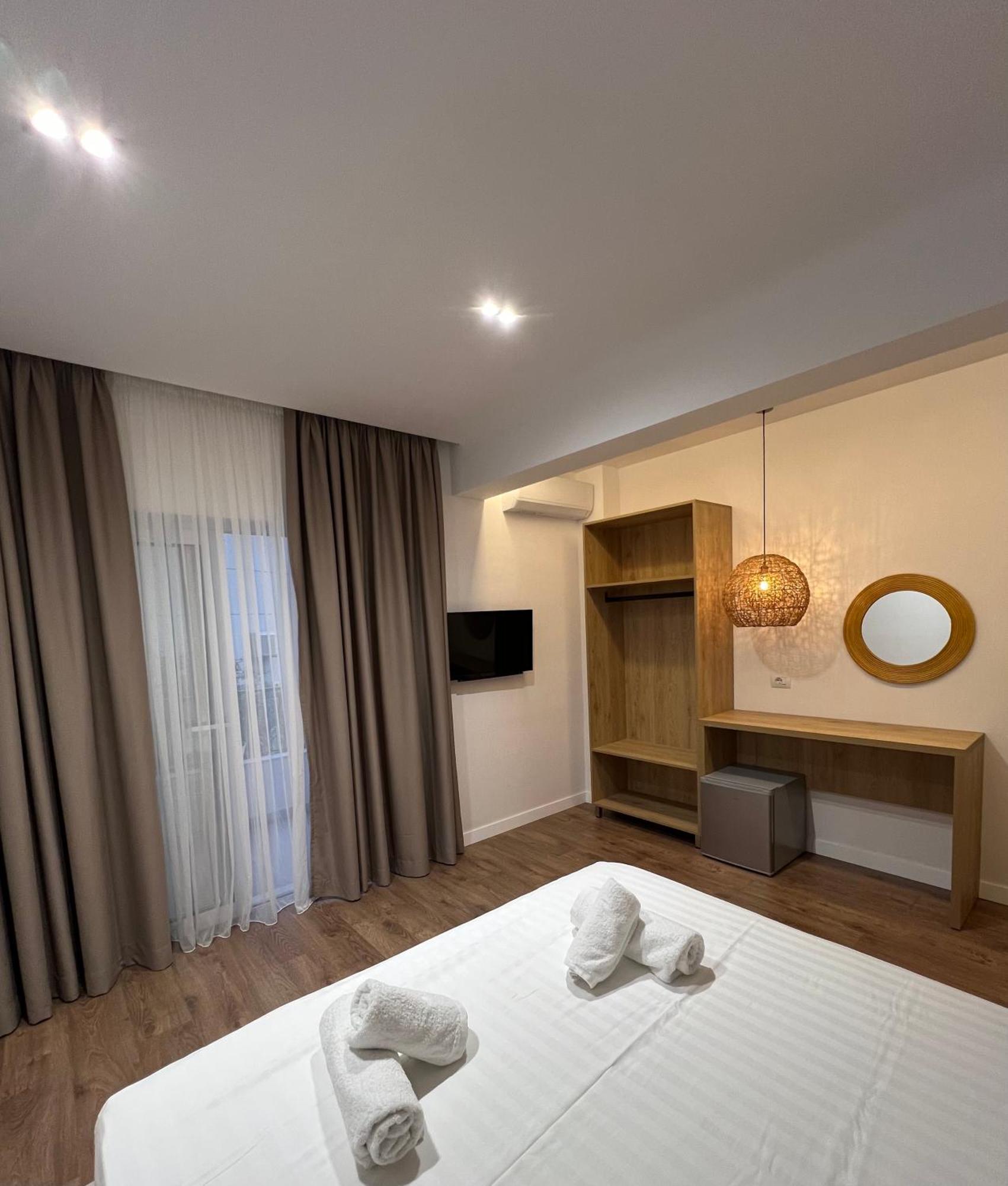 Hotel Andrea Saranda Kültér fotó