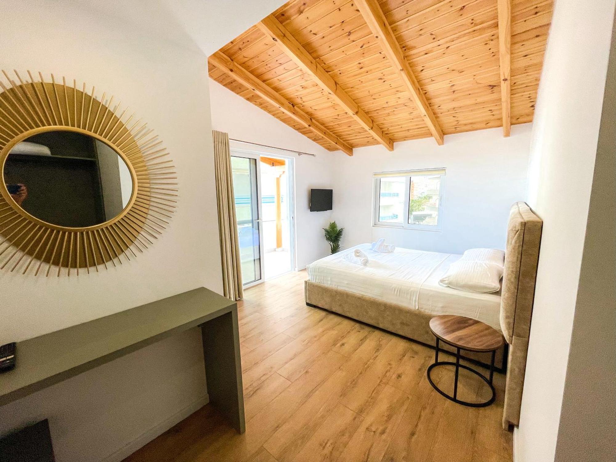 Hotel Andrea Saranda Kültér fotó